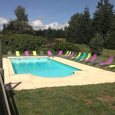 Hôtel Camping Le Riou La Selle à Saint-Agrève Extérieur photo